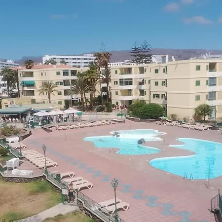 Life Only 5 Minutes Away And Heated Pool Maspalomas (Gran Canaria)